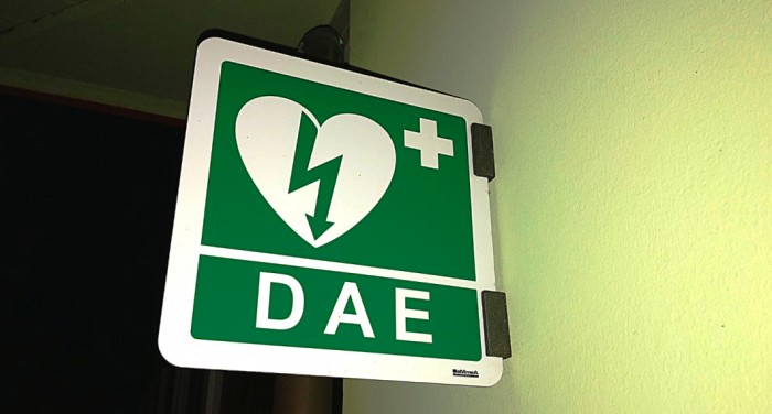 Salvato dal defibrillatore il podista che ha avuto un infarto sul lungolago