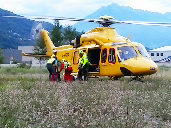 Turista muore d'infarto mentre fa le costine