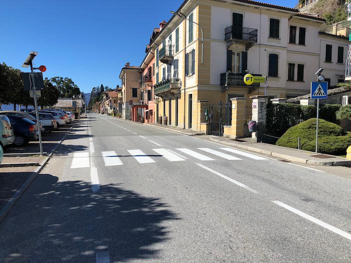 Ghiffa: arriva il semaforo pedonale sul lungolago, autorizzato da Anas dopo 16 mesi
