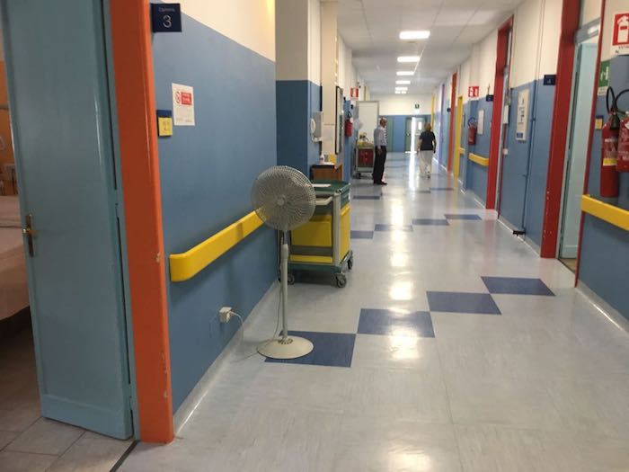 Al San Biagio reparti senza aria condizionata: disagi