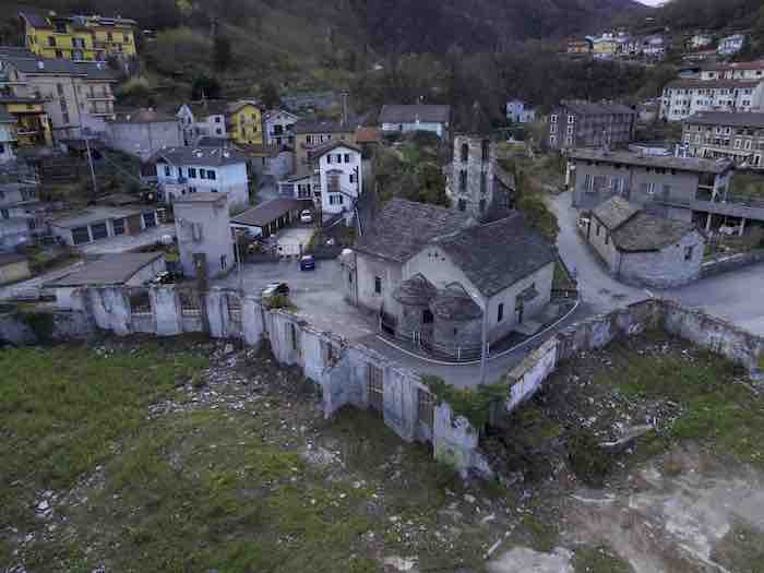 Villadossola: riqualificazione dell'ex Ceretti, così diventerà l'area della chiesa - Fotogallery