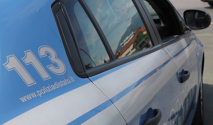 Cocaina tra le sigarette, diciannovenne segnalato 