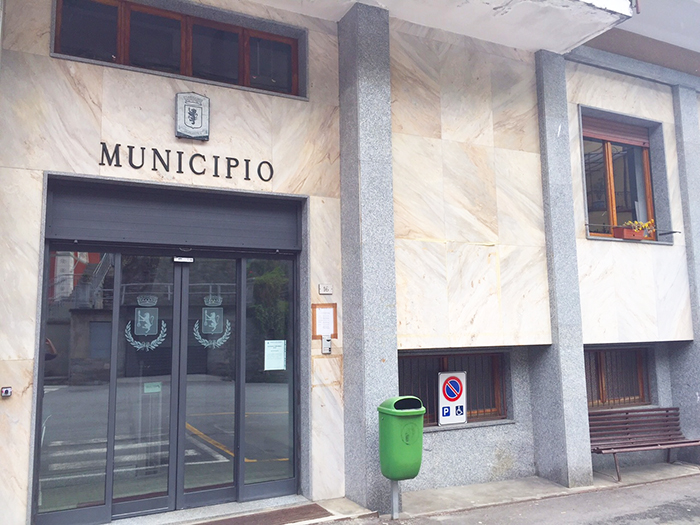 Ultimo consiglio a Crevola, Mallone attacca sui passi carrai, Ferroni rivendica i progetti realizzati