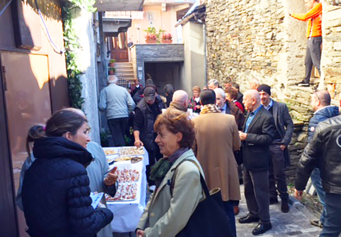 Festa a Calice per l'allaccio alla rete fognaria della Borgata Quartero. Videointerviste