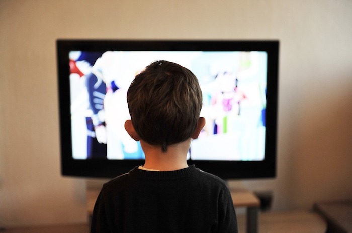 La TV svizzera dice addio al digitale terrestre, oltreconfine visione possibile solo via Internet