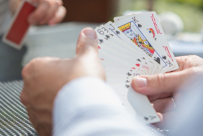 Un torneo di burraco per sostenere le case di riposo di Domo e Villa