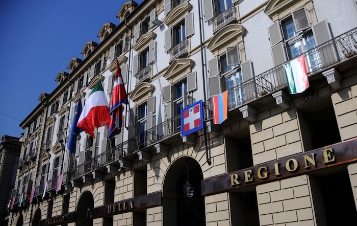 Manutenzioni, parcheggi, asfalti: da Torino un milione al Verbano